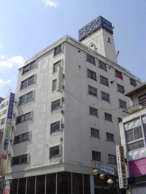 Takasaki Ekimae Plaza Hotel Exterior foto